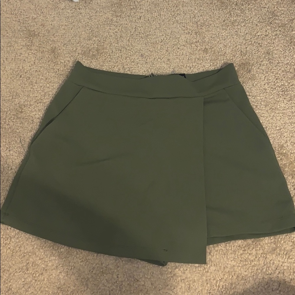 Skort